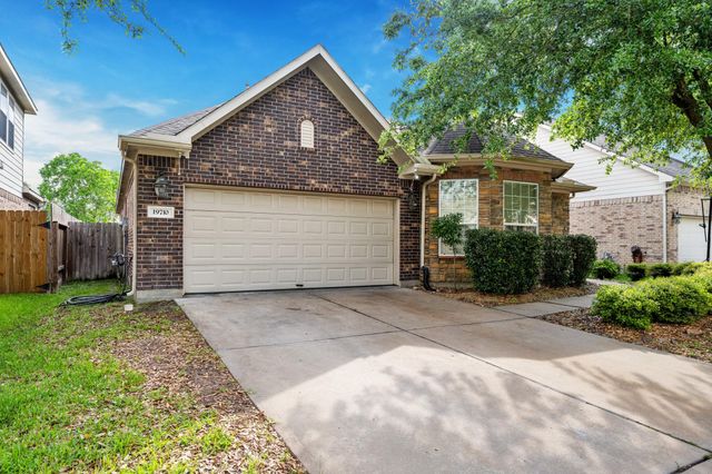 19710 Valkyrie Dr — Village/Senterra Lakes Sec 01