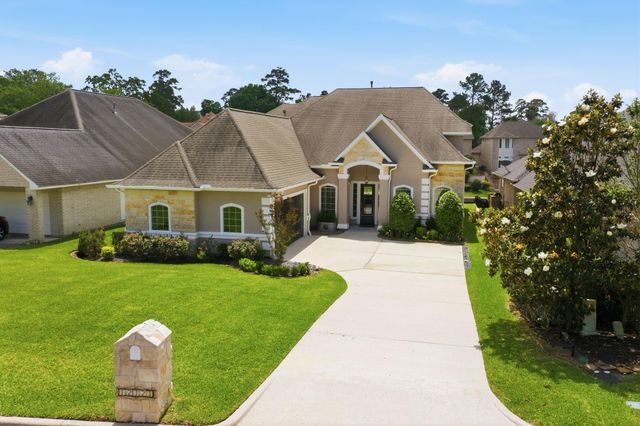 12323 Longmire Cv — Longmire On Lake Conroe 03
