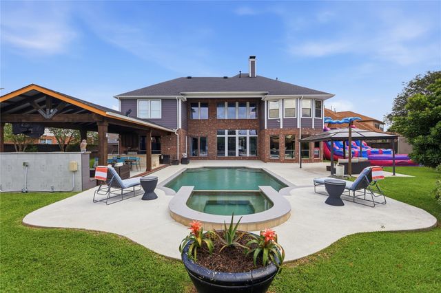26919 Monarch Vly — Pine Mill Ranch Sec 11