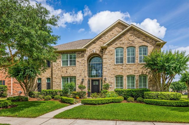 11506 Kingsbarn Ct — Lakewood Grove
