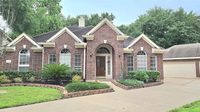 16107 Castlegrove Ct — Lakewood Grove Sec 02 Amd