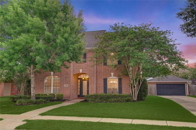 24418 Falcon Point Dr — Falcon Point Sec 01