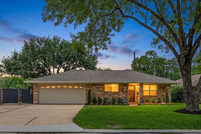 1803 Millwood Dr — Lazybrook