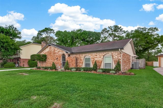 306 W Castle Harbour Dr — Sunmeadow 1
