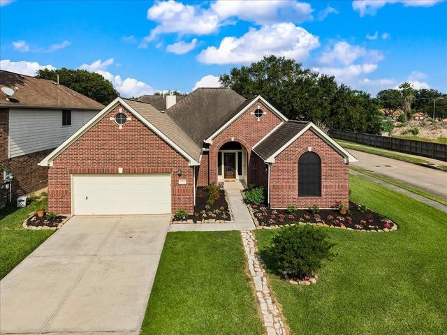1306 Golden Sun Ct — Kirby Place