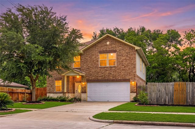 1727 Whispering Pine Ct — HUNTERS GLEN