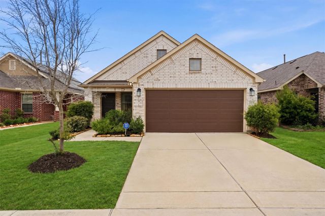 8122 Royal Breeze Dr — Marvida Sec 11