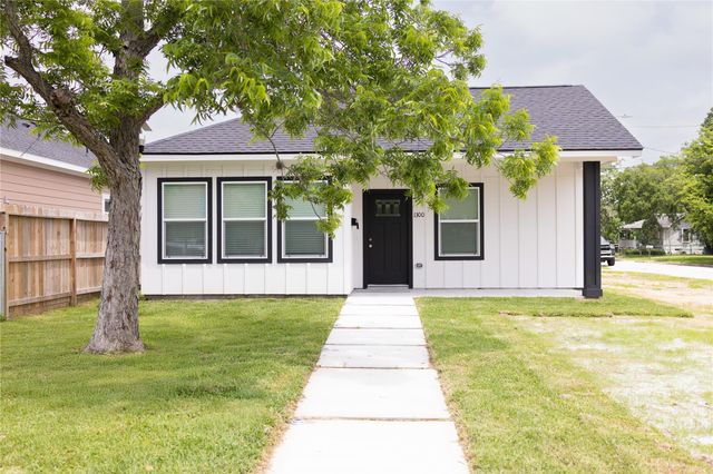 1300 Edison Ave — Lee Heights