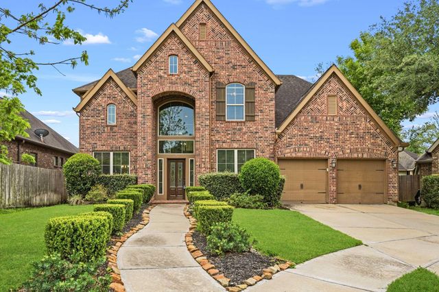 10 Serina Ln — Sienna Village Of Bees Creek