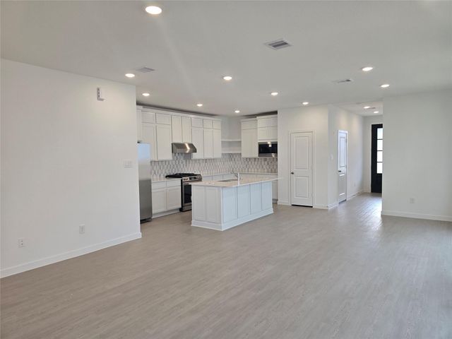 27022 Turtle Vista Dr — Sunterra