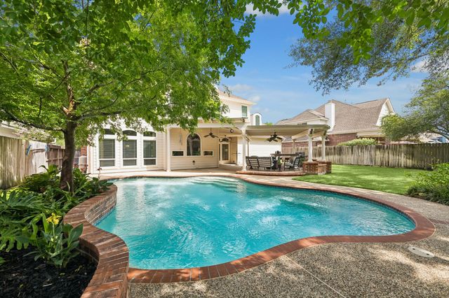 5918 Center Court Dr — Spring Creek Oaks