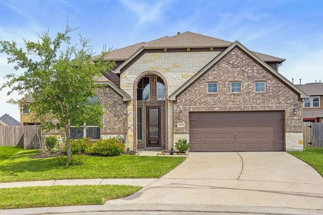 19106 Arcadia Cove Ct — Villages/Cypress Lakes Sec 32