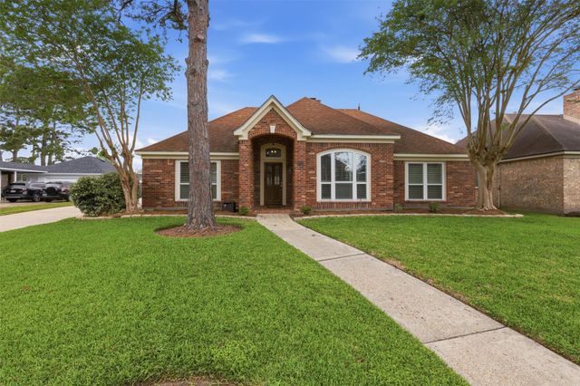 18811 Polo Meadow Dr — Walden On Lake Houston Ph 04