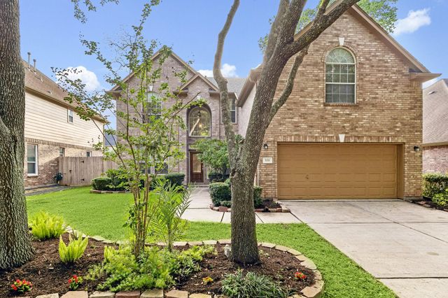 3211 Oak Cliff Ln — Sienna