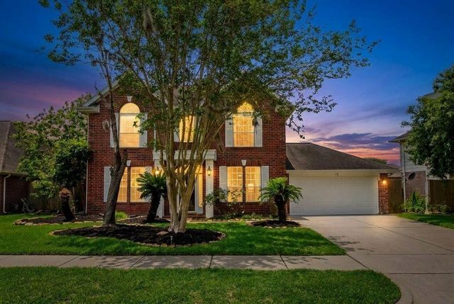 1808 Oakland Cir — Oakbrook