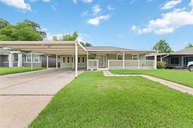 3511 Guthrie Dr — Bennett Estates