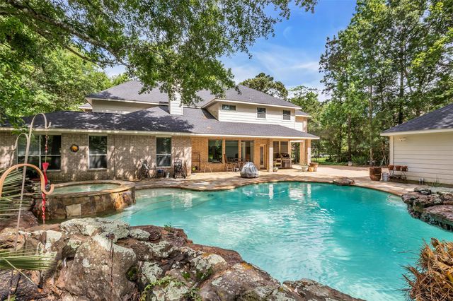 10419 Clubhouse Cir — Lake Windcrest 05