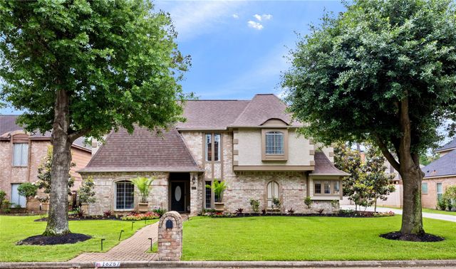 16257 Salmon Ln — Champion Forest