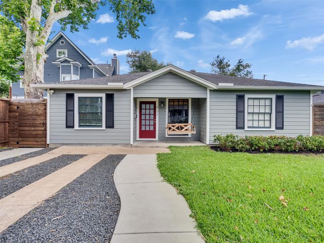 907 Aurora St — Sunset Heights