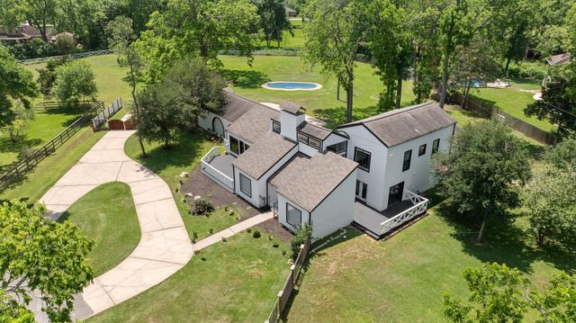 5230 Meadow Forest Dr — Meadow Forest