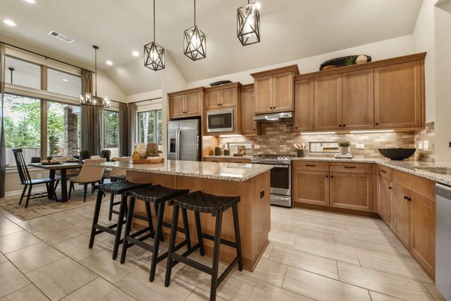 5619 Teal Marlene Dr — Sunterra