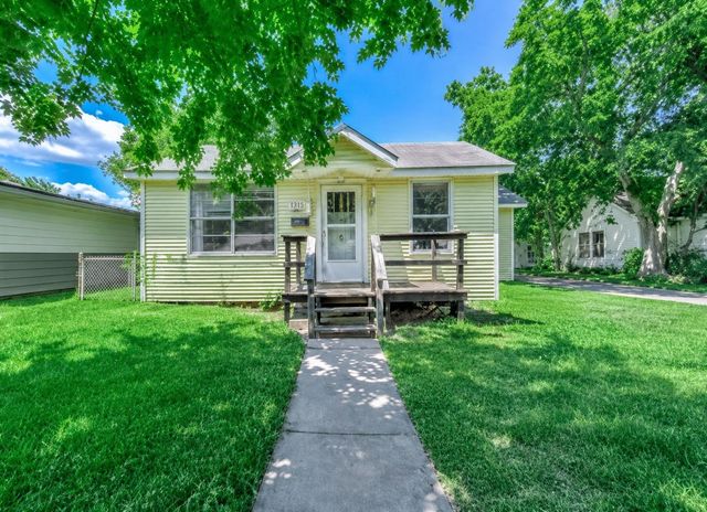 207 N Logan St — Milton Land