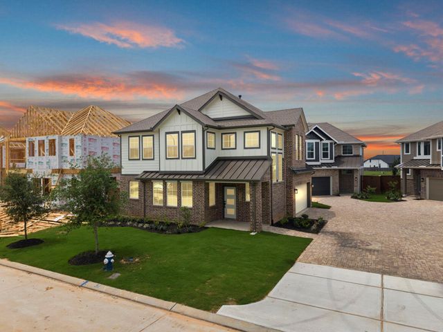 7639 Swooping Swallow Ln — Elyson