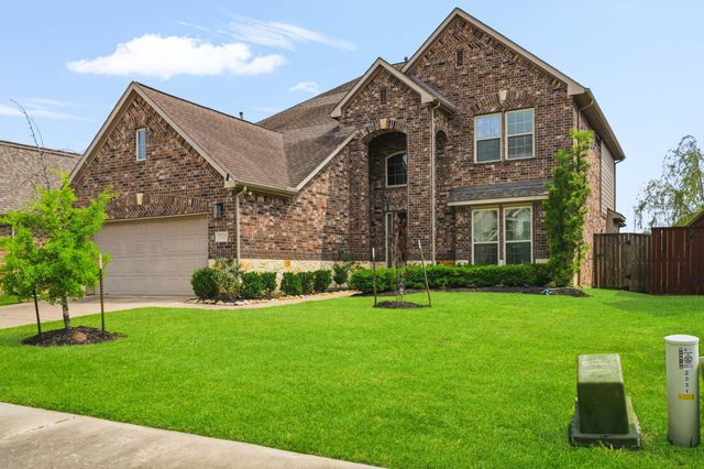 2327 Terracina Ct — Lake Shore Harbour