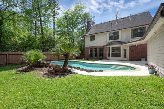 2 S Duskwood Pl — Wdlnds Village Cochrans Cr 26