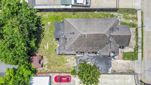 2020 Elysian St — Cascara