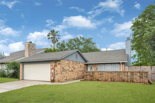 3547 Duncaster Dr — Quail Valley Thunderbird West