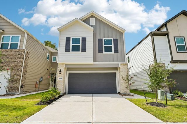 19935 Emerald Bend Way — Pinewood Trails