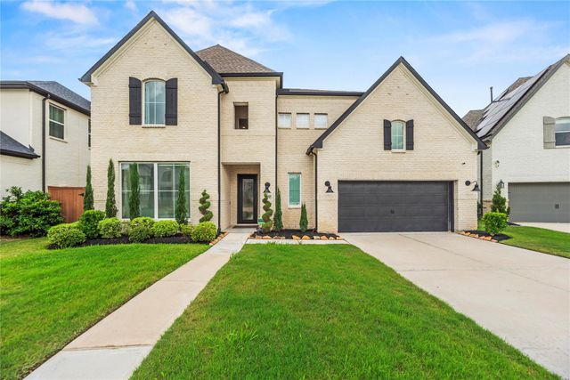 7531 Woolgrass Crescent Way — Elyson