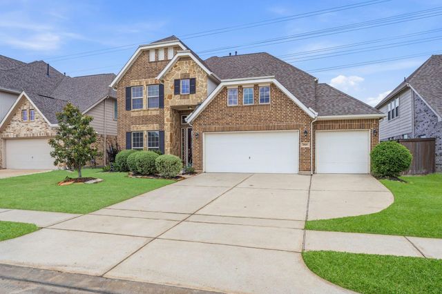 7618 Trailing Oaks Dr — Laurel Park North Sec 5