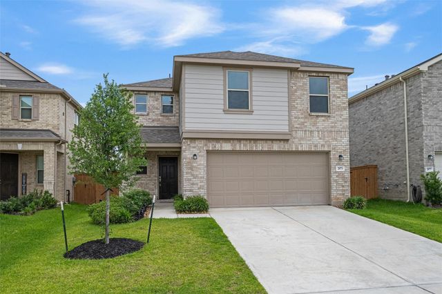 2873 Shimmer Edge Dr — Sunterra