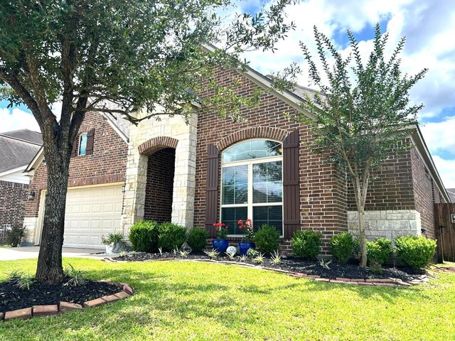 19023 Sweet Springs Ln — Villages of Cypress Lakes