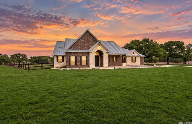 815 Serene Waters — Serenity Oaks