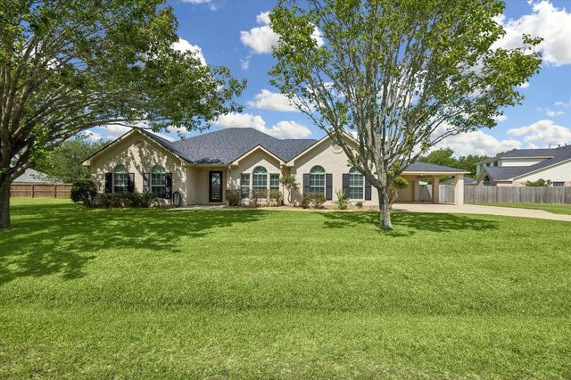 406 Smith Ln — The Meadows Sec 1 2002