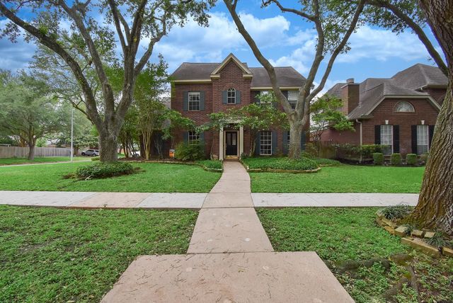 1003 Clarenda Falls Dr — New Territory