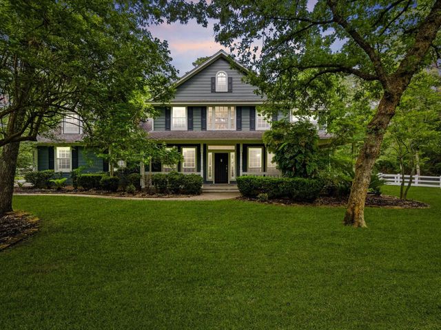 8710 Linn Ln — Cimarron Country