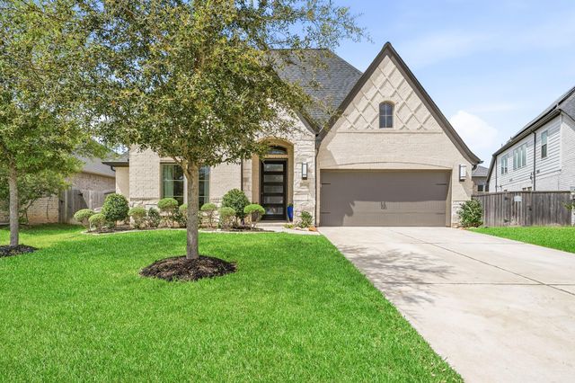 2106 Stargrass Dr — Firethorne West Sec 18