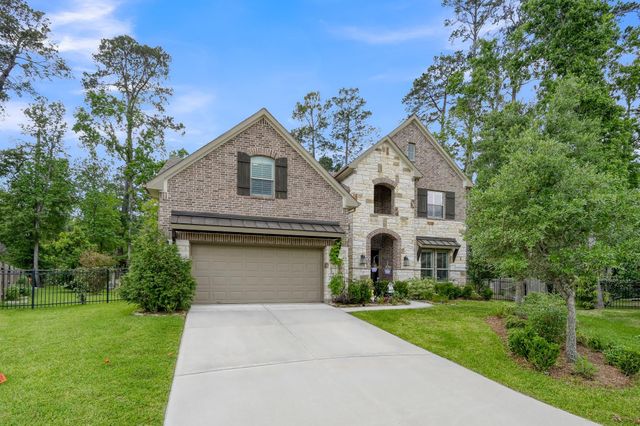 531 Woodsy Pine Ct — Grand Central Park