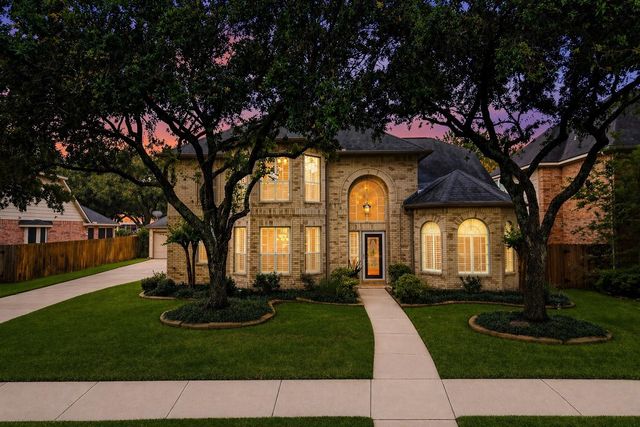 22603 Crescent Cove Ct — Grand Lakes Sec 1