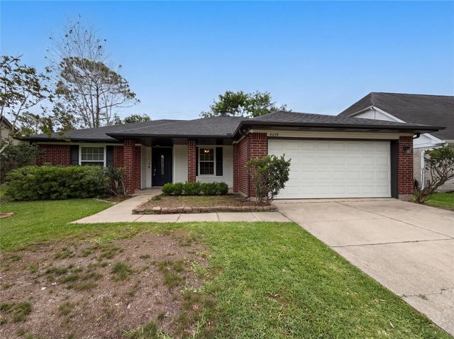 4939 Shady Oaks Ln — Heritage Park Sec 13