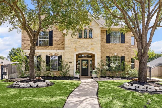 21310 Heartwood Oak Trl — Fairfield