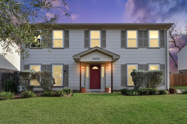 2503 Country Place Dr — The Grove