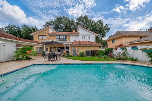 1755 Carriage Way — Sugarwood R/P Sec 1
