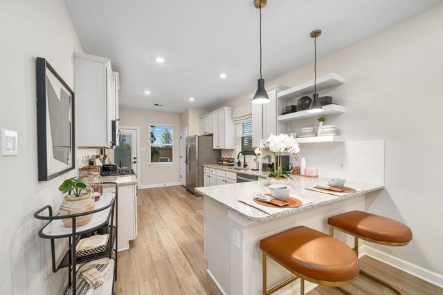 3012 Myrtle Sunset Drive — Sunterra