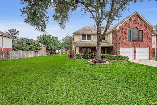 2126 Highland Bay Ct — Highland Trails