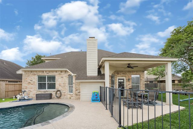 4250 Applerock Dr — Country Club Oaks Sec 17